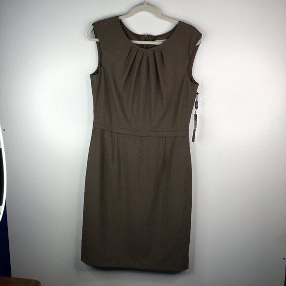 NWT Tahari  (Arthur S. Levine)  Taupe Beige Dress Size 10 - Picture 1 of 8